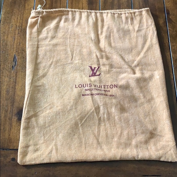 LOUIS VUITTON || Vintage Dust Bag - Picture 1 of 5